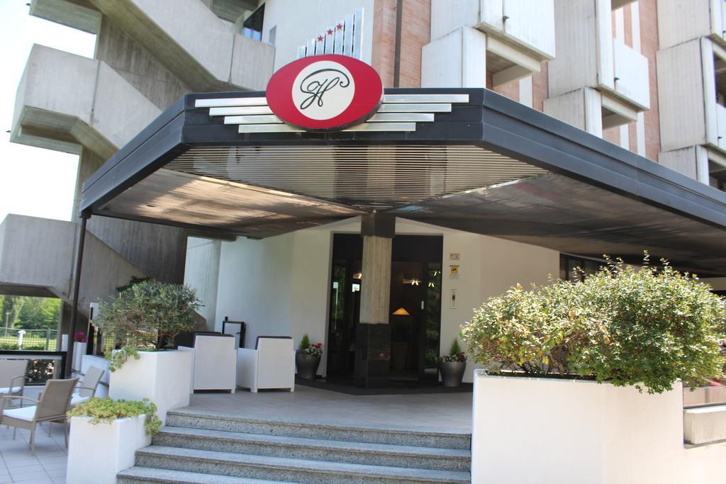Park Hotel Кастрокаро-Терме Экстерьер фото