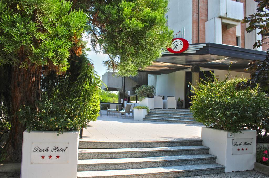 Park Hotel Кастрокаро-Терме Экстерьер фото