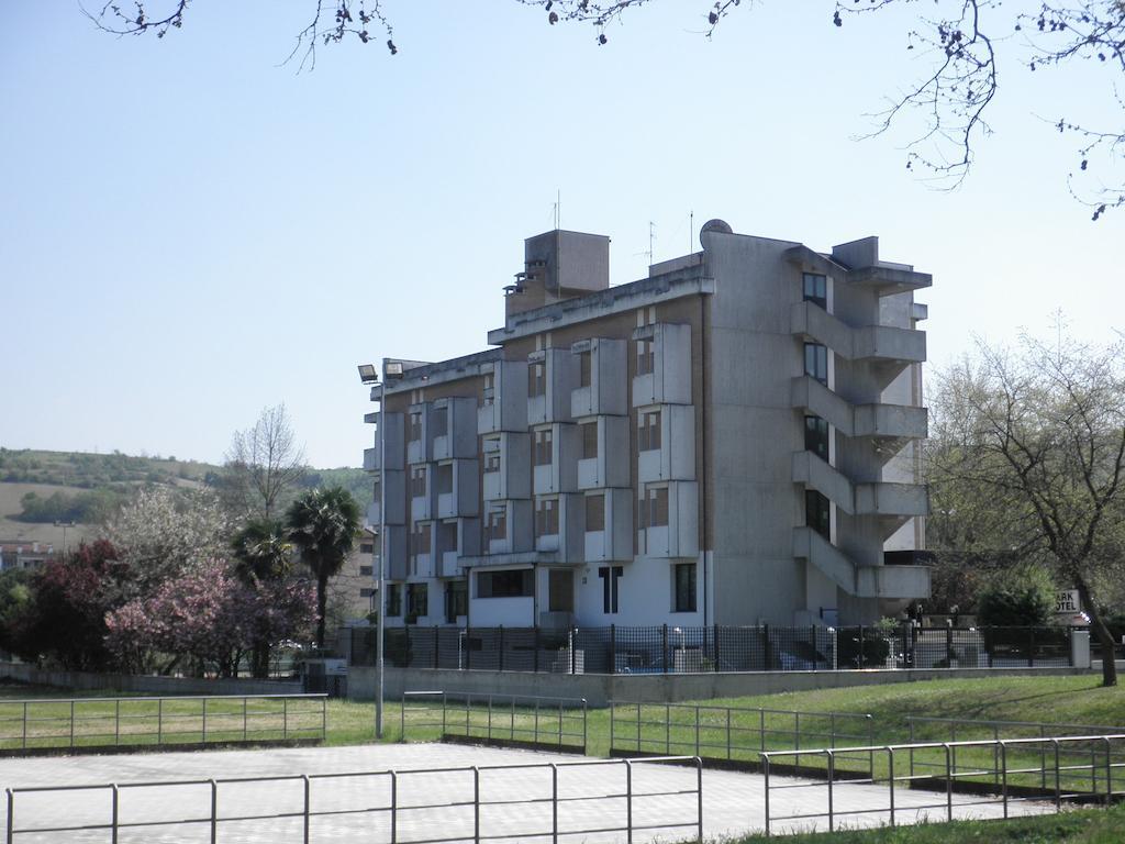 Park Hotel Кастрокаро-Терме Экстерьер фото